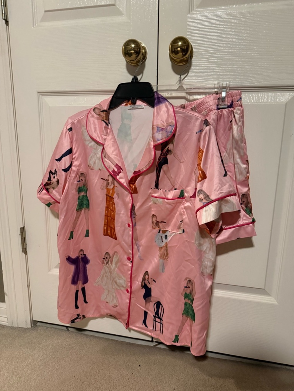 SHESHOW Pink Satin Short Sleeve Pajama Set Taylor Swift fabric